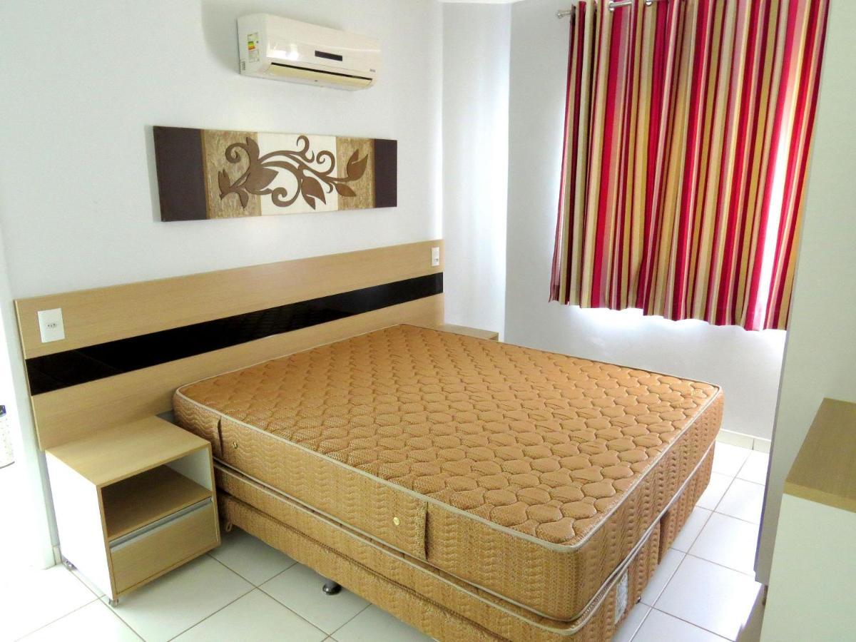 Lagoa Flat Service - Apartamentos Para Temporada Caldas Novas Exteriör bild